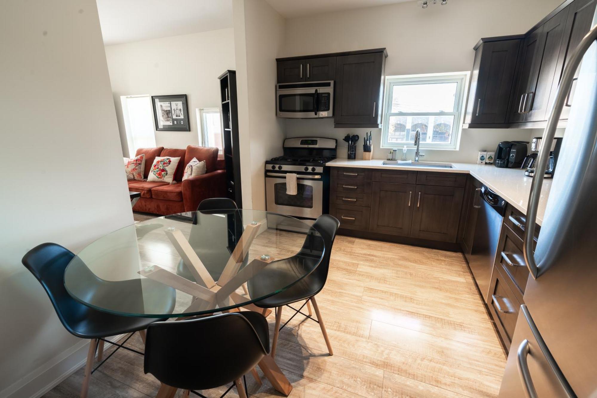 Spacious 3 Bedroom Apartment In Heart Of Niagara Thorold Εξωτερικό φωτογραφία